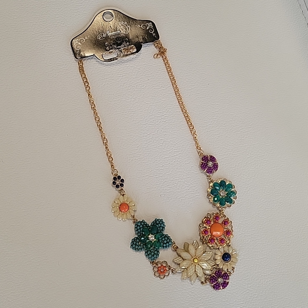 Wilphen Fashion necklace